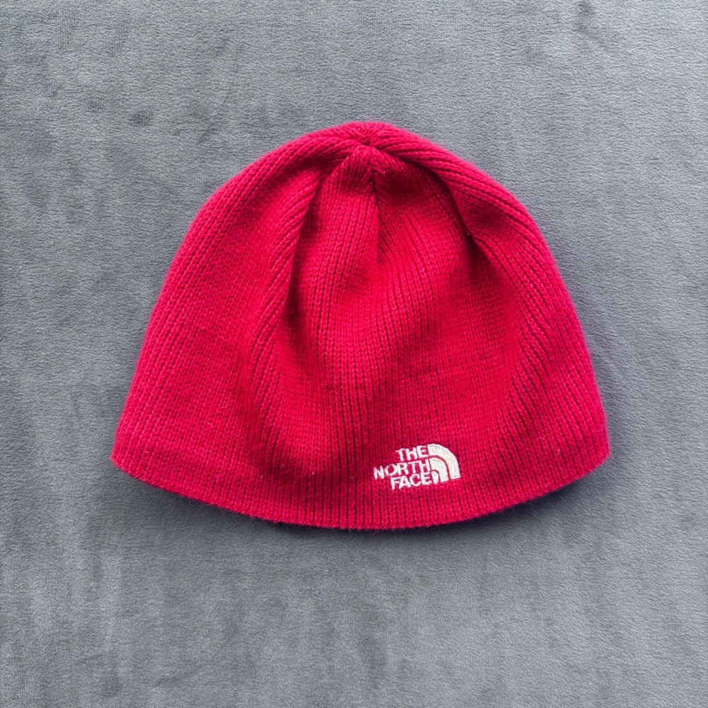 The North Face Red Knit Beanie Fleece Lined Embroidered Logo Winter Hat